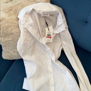 NWT Calvin Klein white easy wear button down